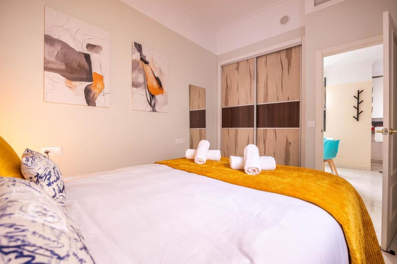 Slava Luxury Suite Севилья Экстерьер фото