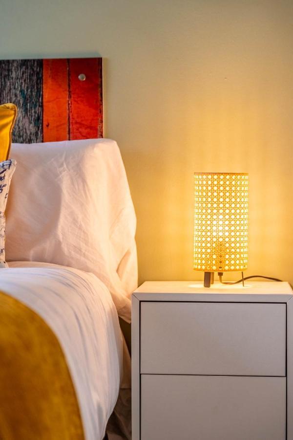 Slava Luxury Suite Севилья Экстерьер фото